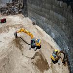 عملیات گودبرداری و مقاوم سازی دیوار حائل پروژه زاگرس-تابستان 1402
