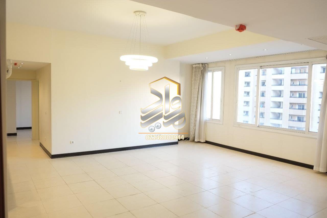 127 متر 3 خواب برج فول امکانات