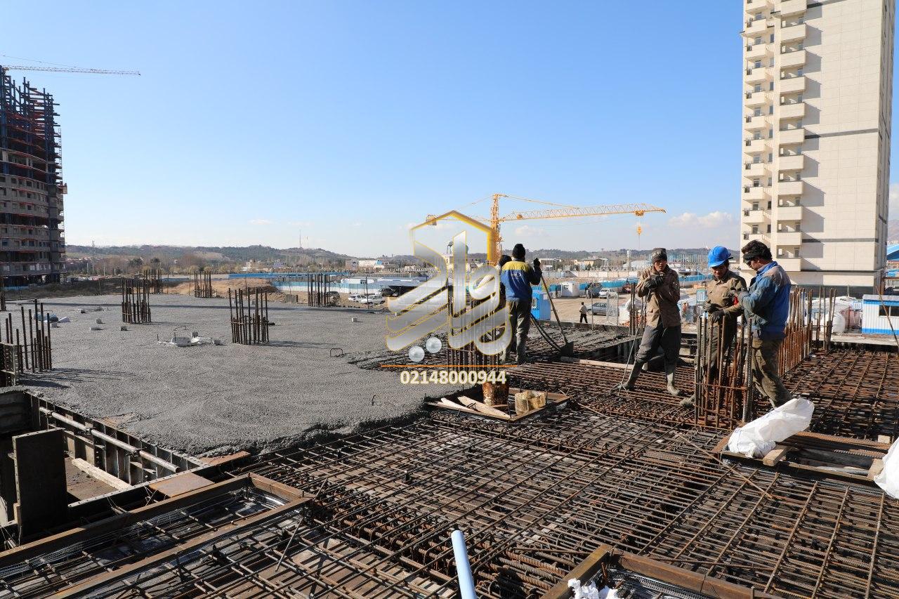 بتن ریزی سقف همکف پروژه نارنجستان2-دی ماه 98